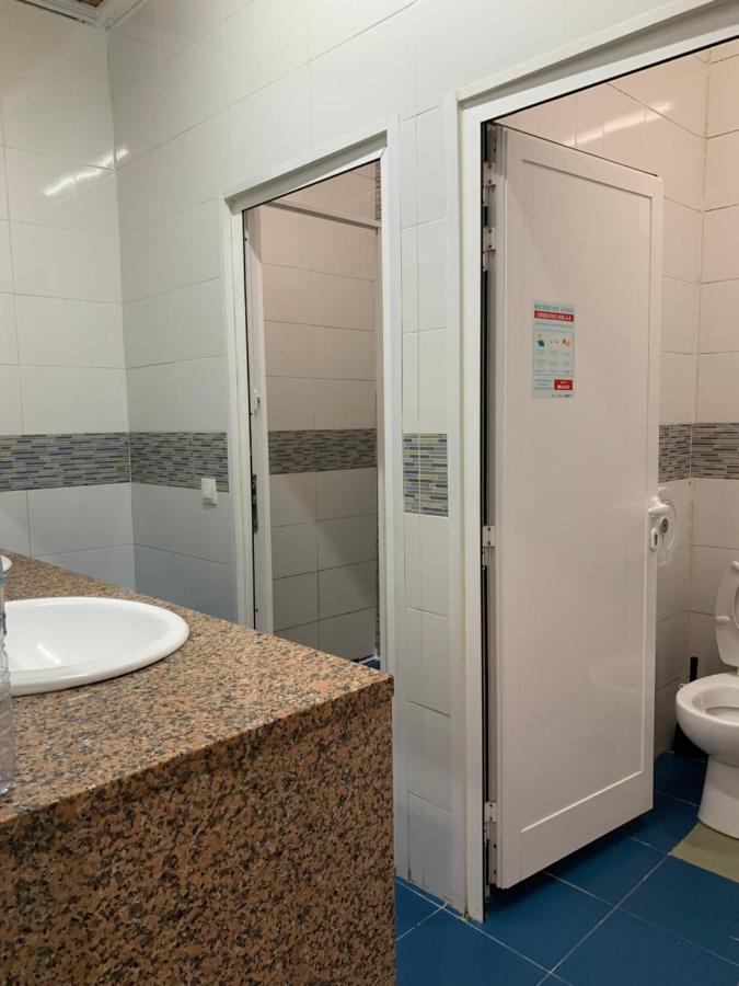 Meyra Hostel Lissabon Buitenkant foto